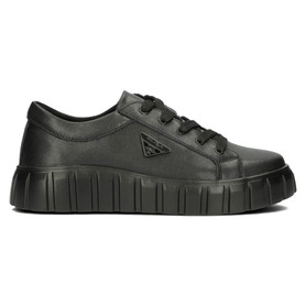 Czarne  sneakersy damskie skórzane Filippo DP 4670/23 BK