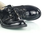 Czarne lakierowane pantofle damskie VENEZIA 012-611 (2)